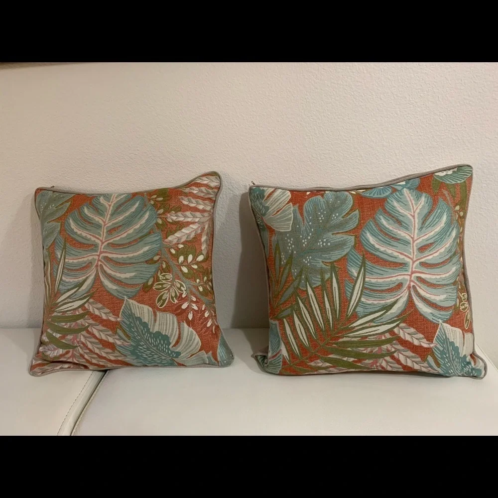 Tropical Leaf Pattern Throw Pillows